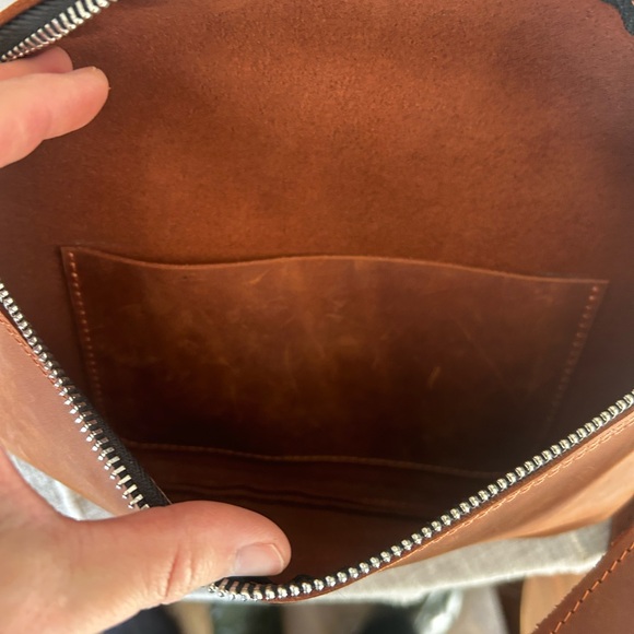 Chic Brown Leather Crossbody with Geometric Strap - Picture 7 of 7